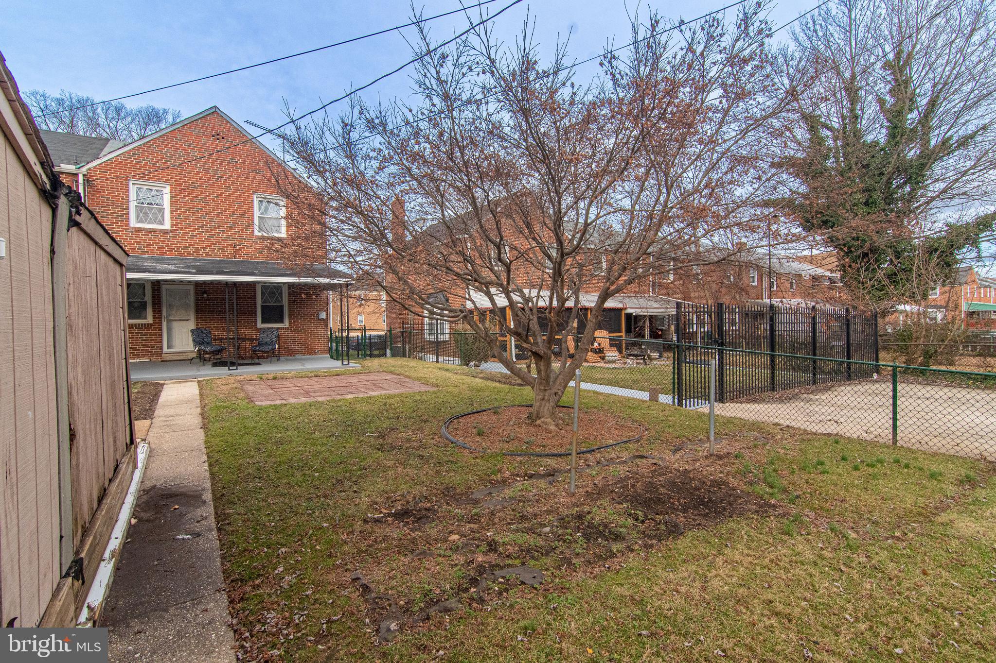 NORTHWOOD - Residential