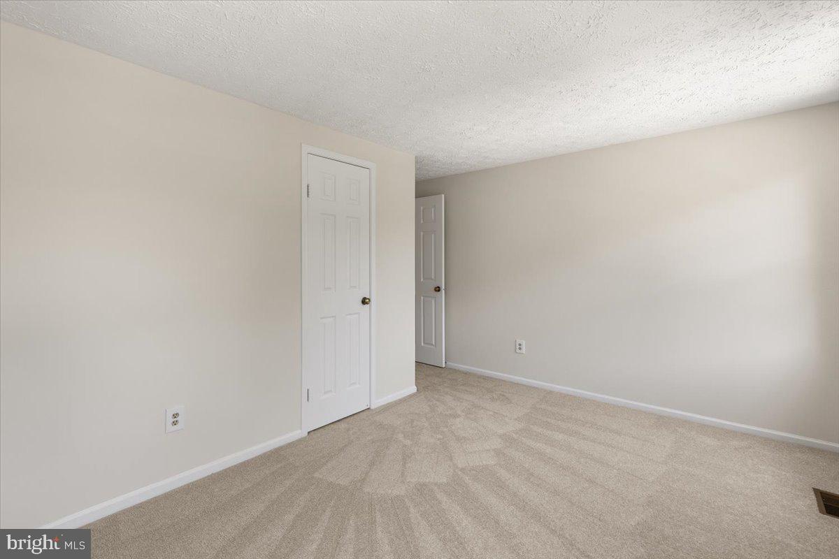 MIDDLE VALLEY - Residential