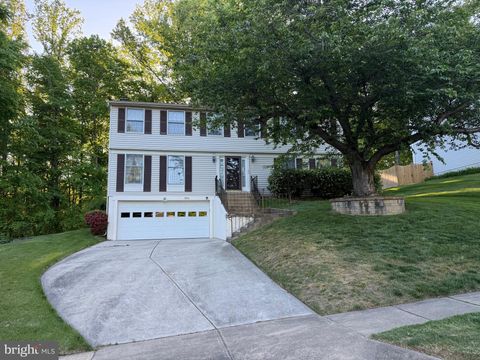 7805 ROUNDABOUT WAY SPRINGFIELD VA 22153