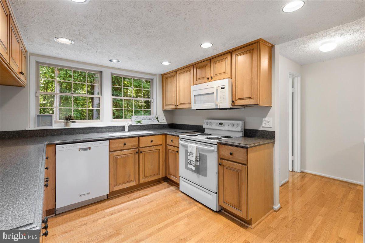 MIDDLE VALLEY - Residential