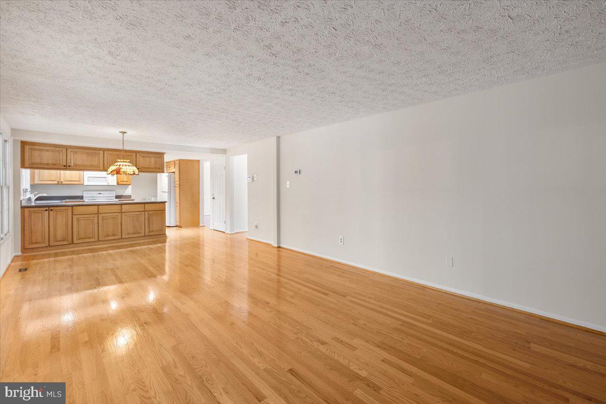 MIDDLE VALLEY - Residential