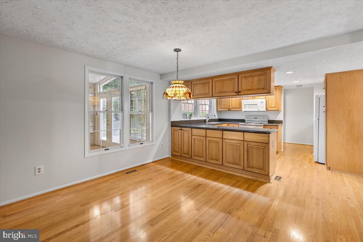 MIDDLE VALLEY - Residential