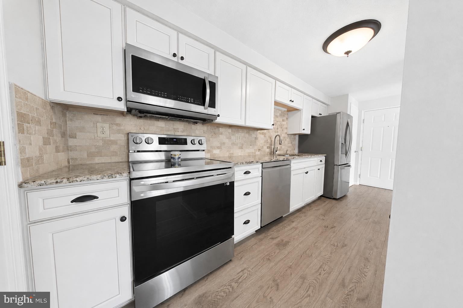 41 CRANBERRY COURT