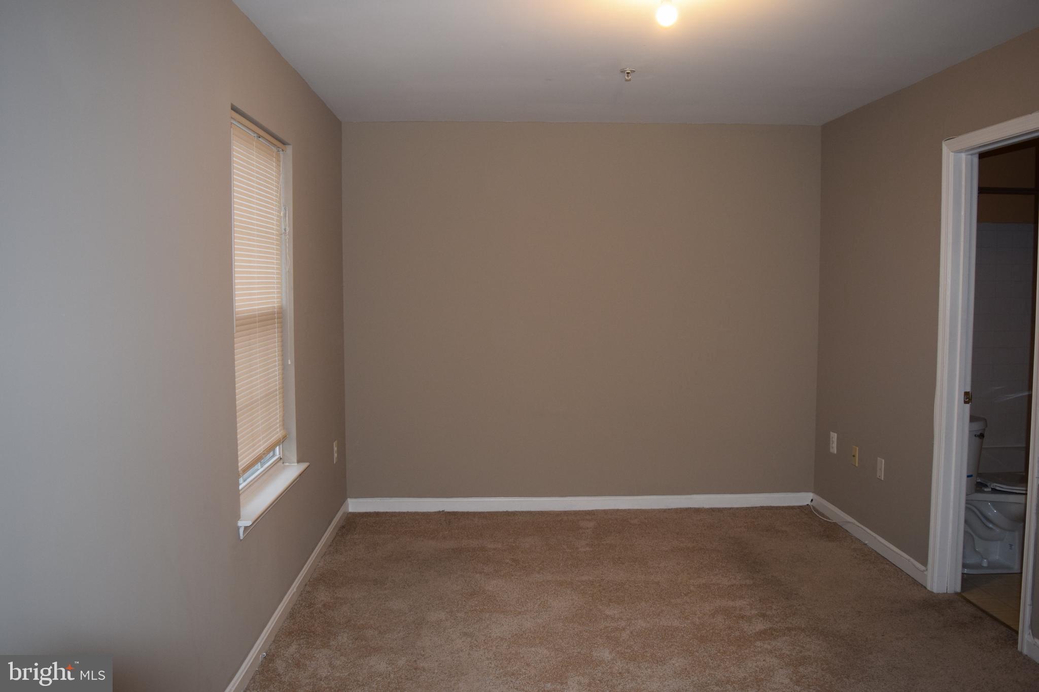 COLONY SQUARE- RSB PT PA - Residential Lease