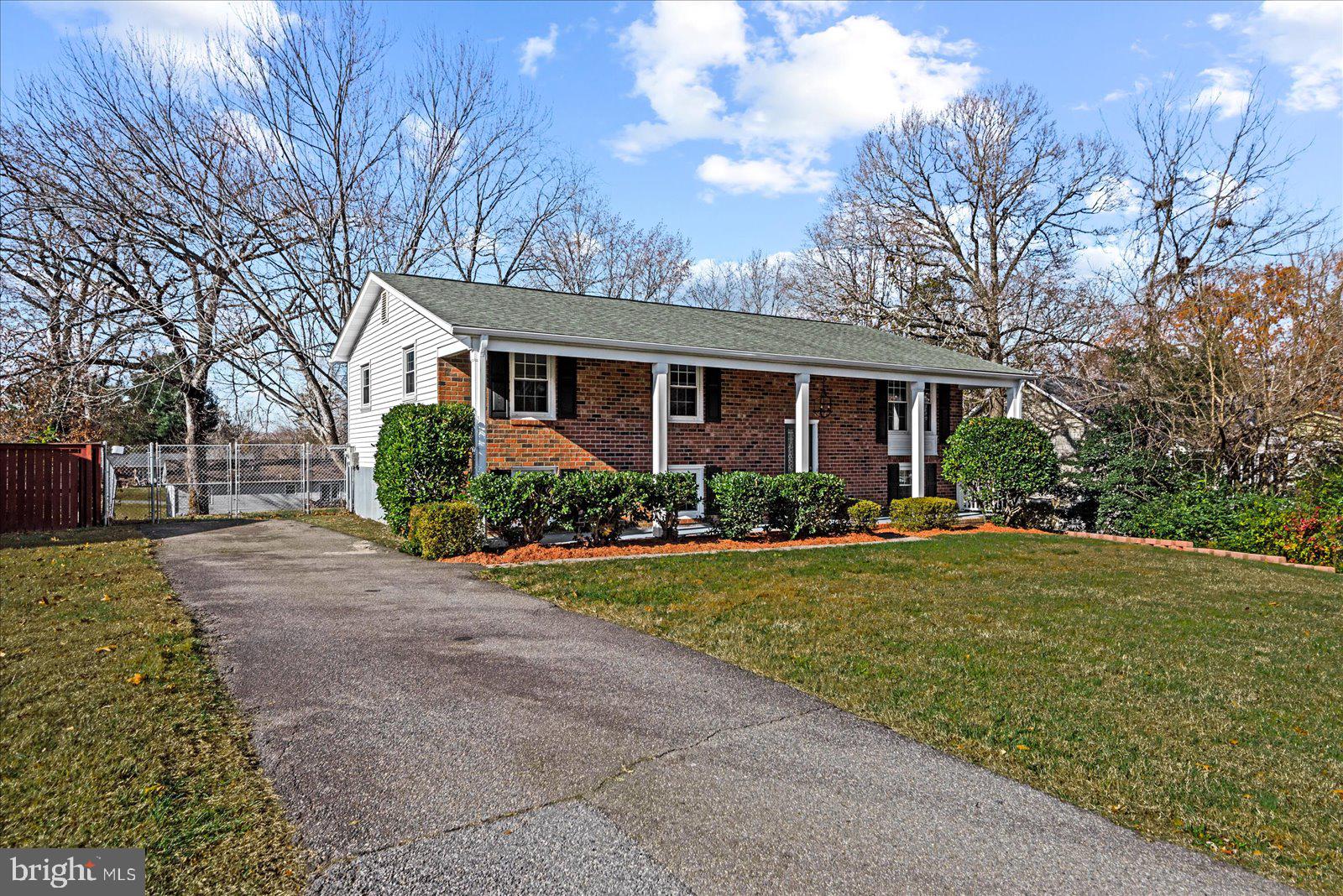 GRAFTON VILLAGE - Residential