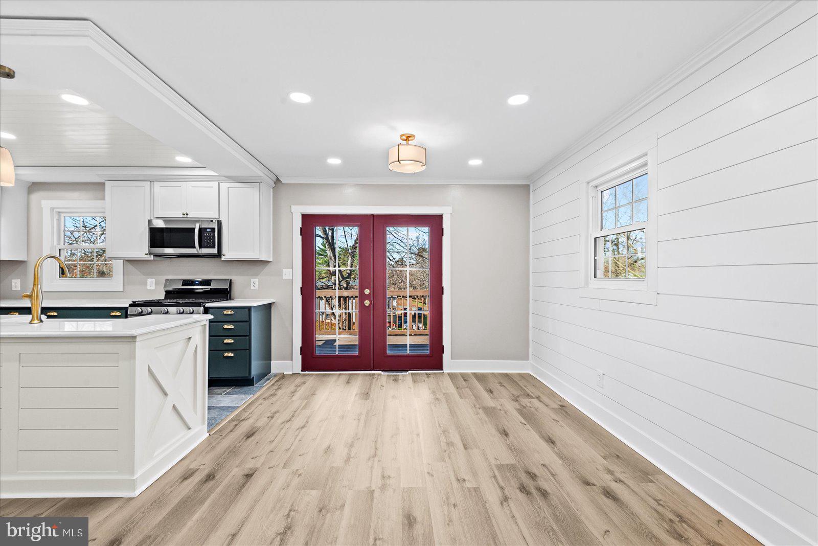 GRAFTON VILLAGE - Residential