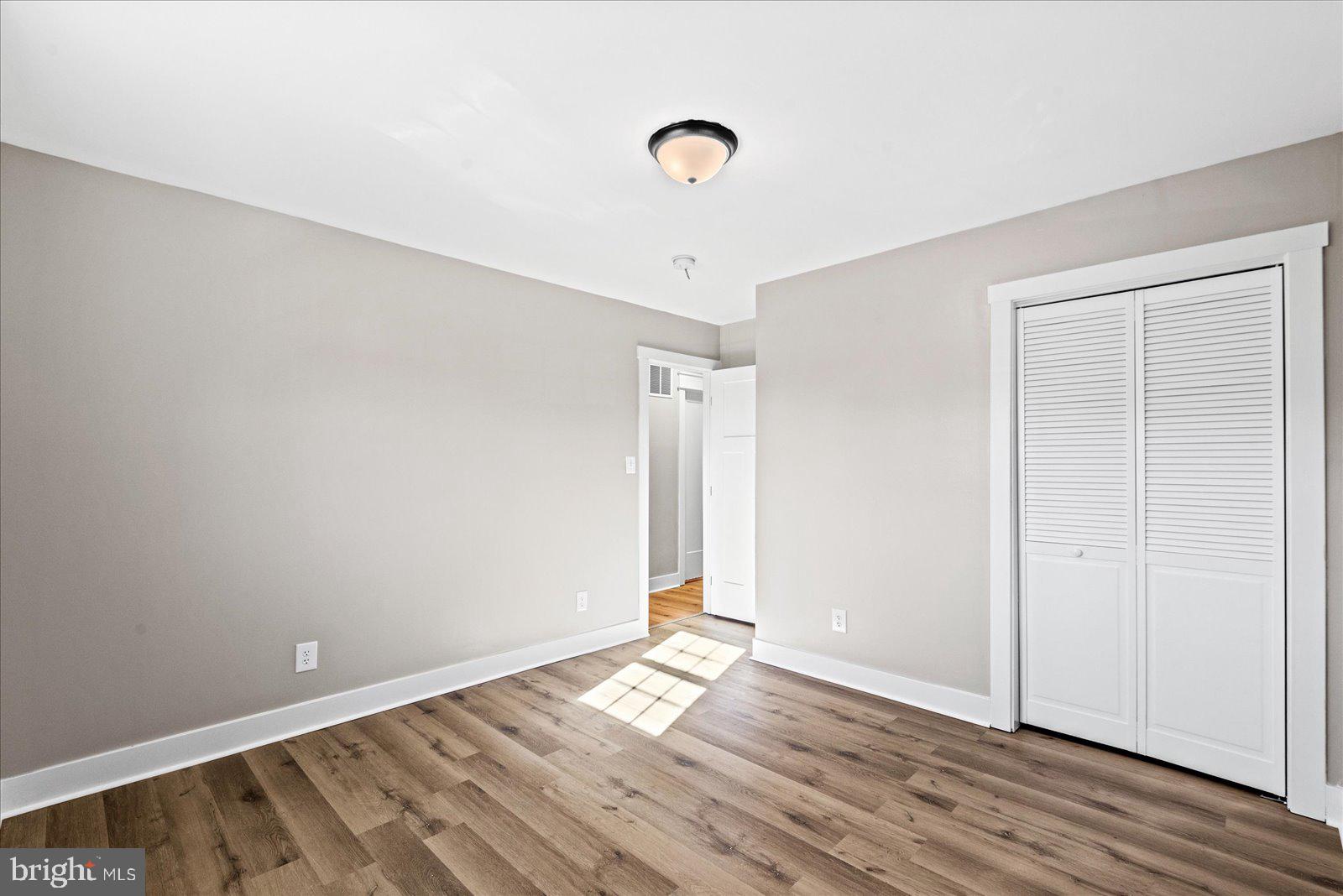 GRAFTON VILLAGE - Residential