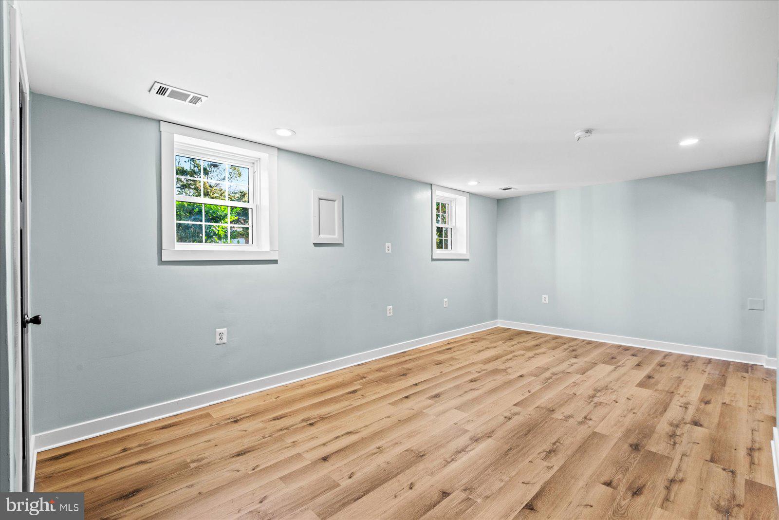 GRAFTON VILLAGE - Residential