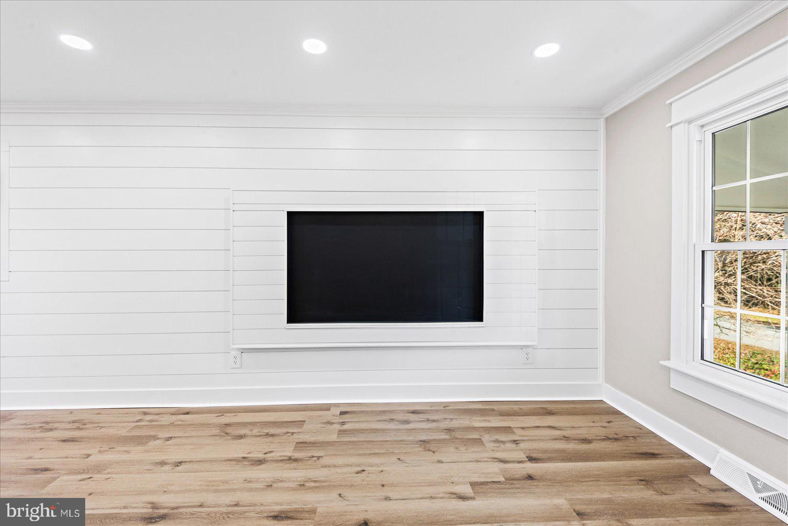 GRAFTON VILLAGE - Residential