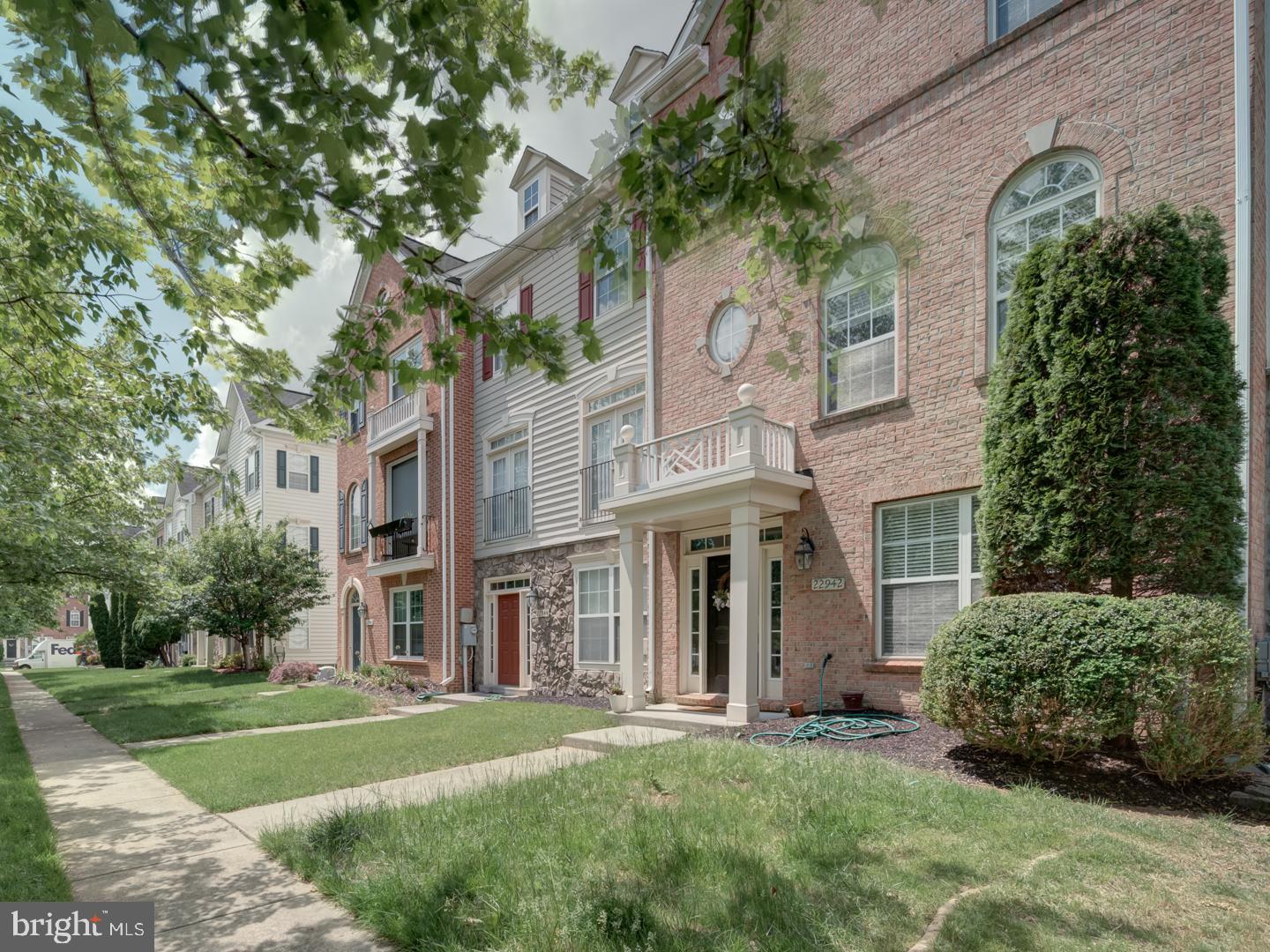 BRAMBLETON - Residential Lease