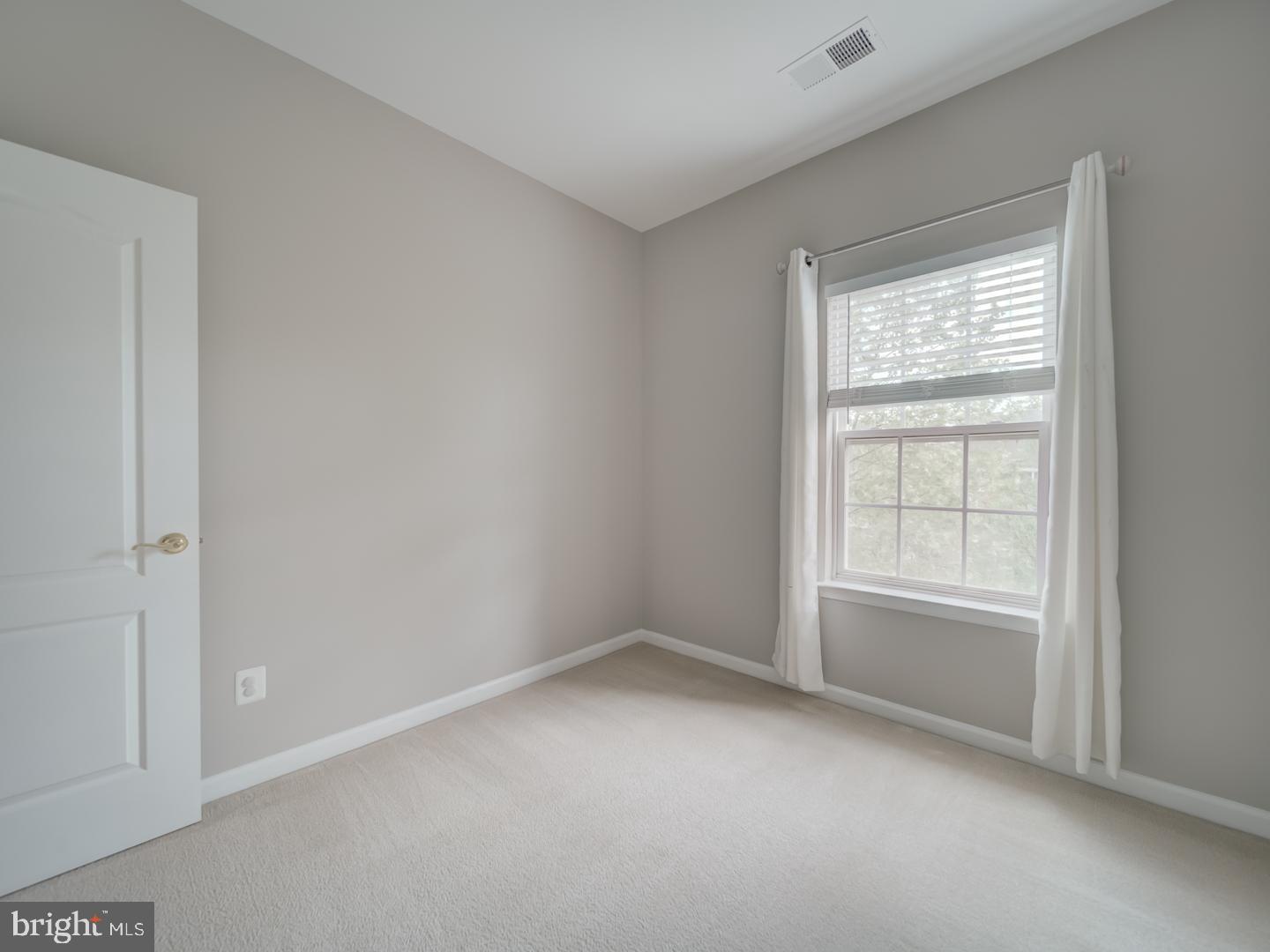 BRAMBLETON - Residential Lease