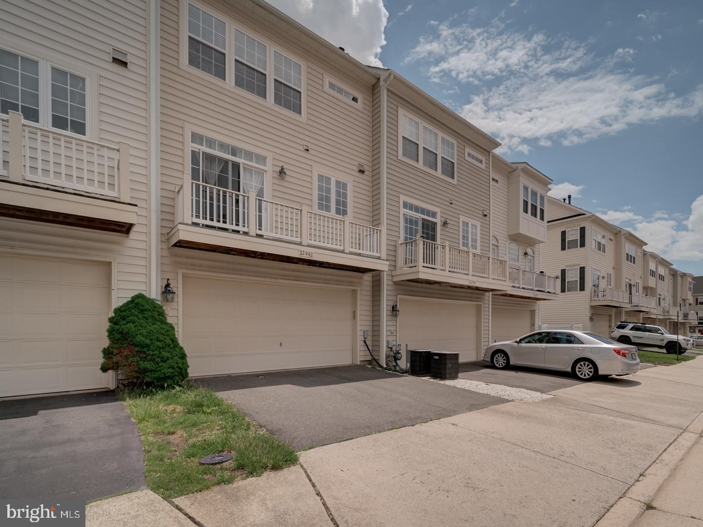 BRAMBLETON - Residential Lease