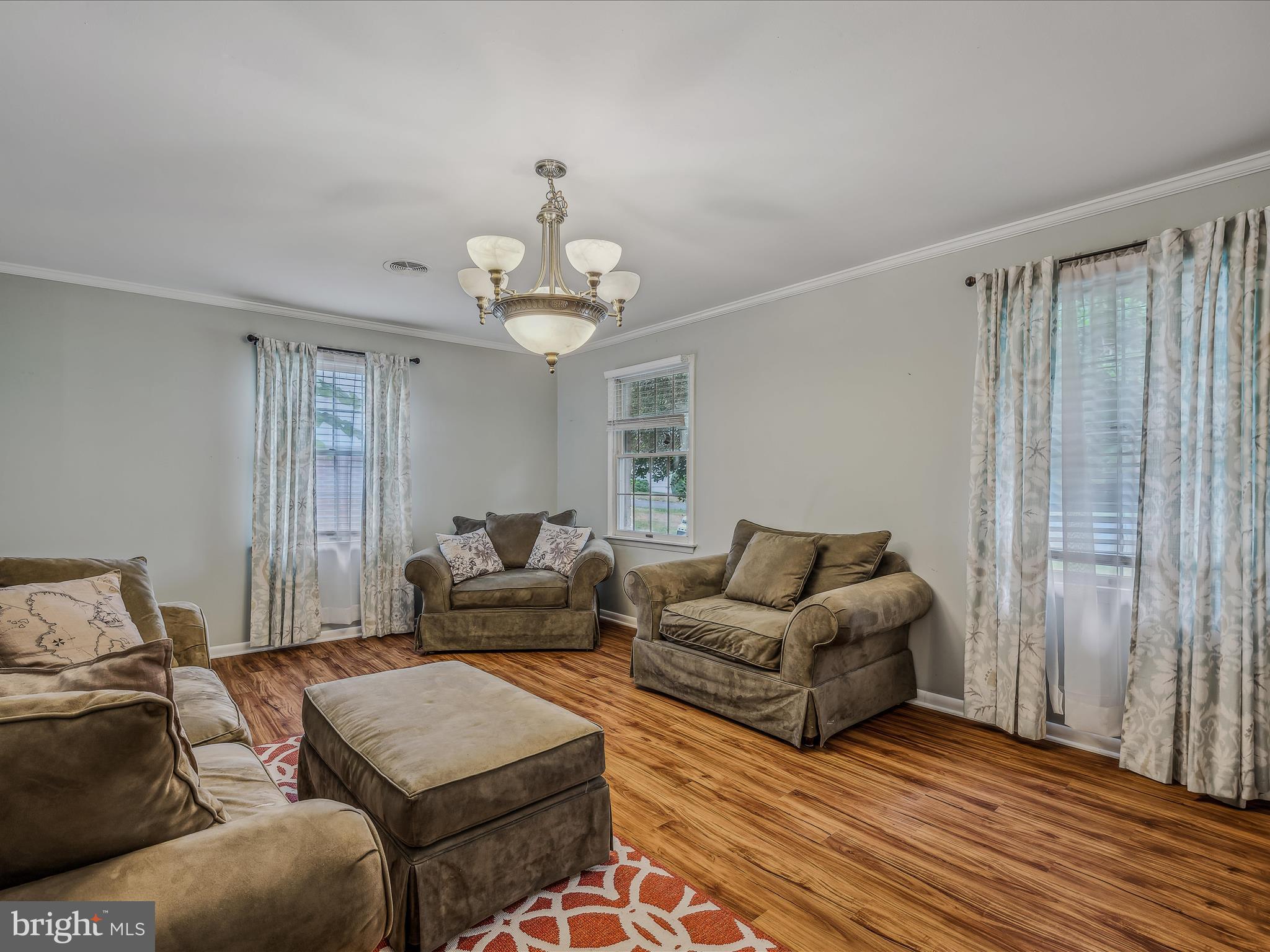 MEADOWBROOK - Residential