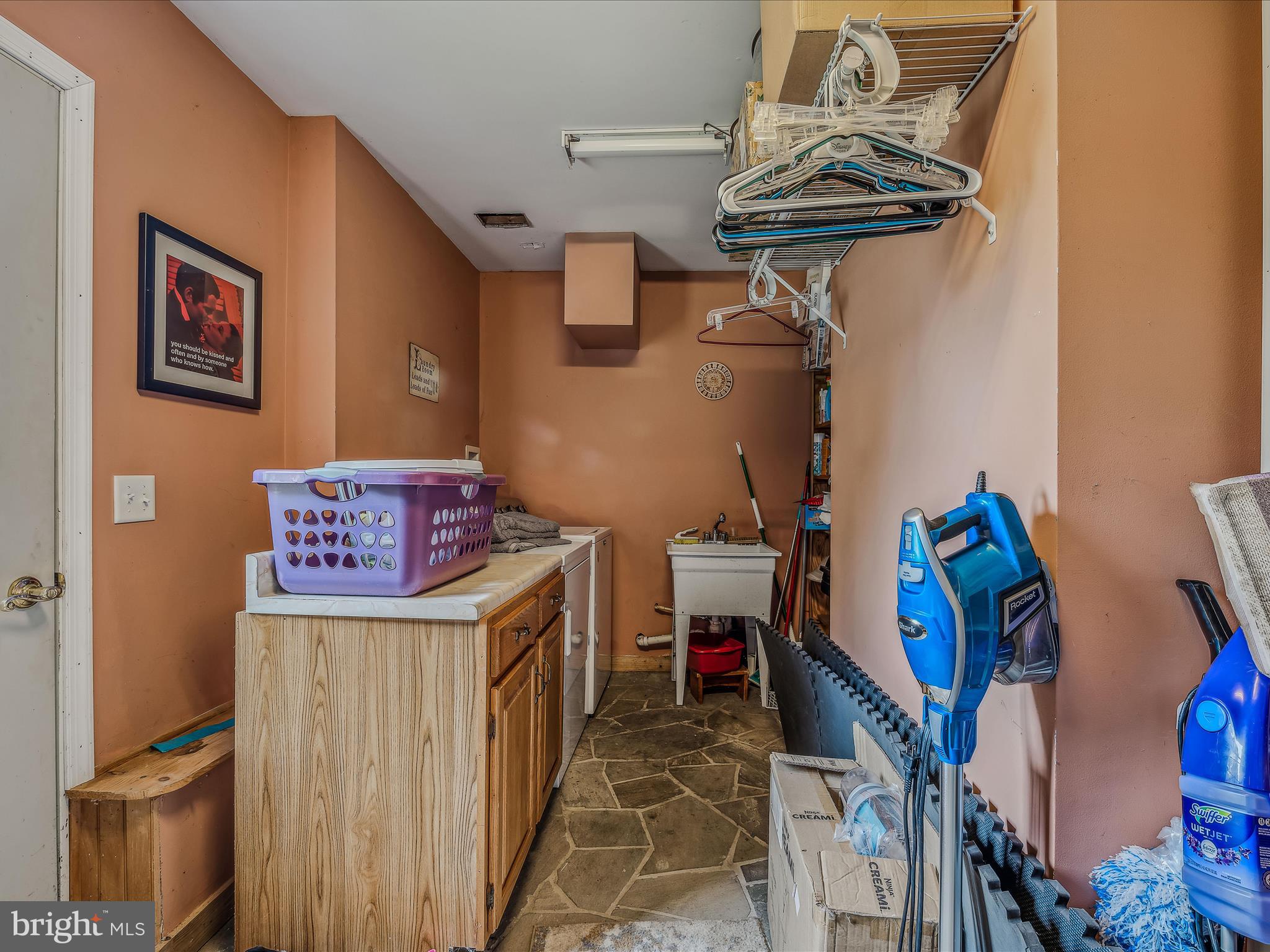 MEADOWBROOK - Residential