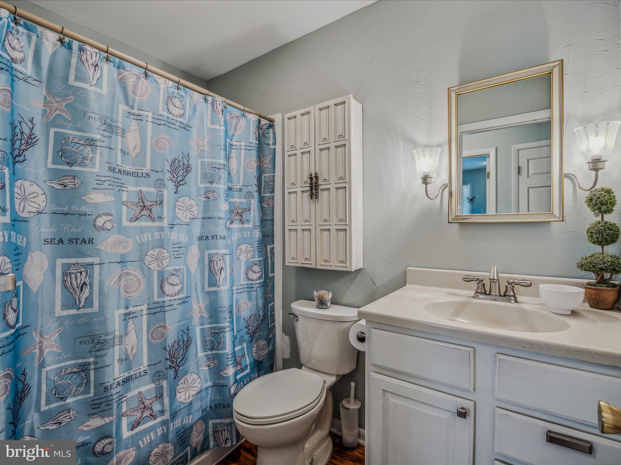 MEADOWBROOK - Residential