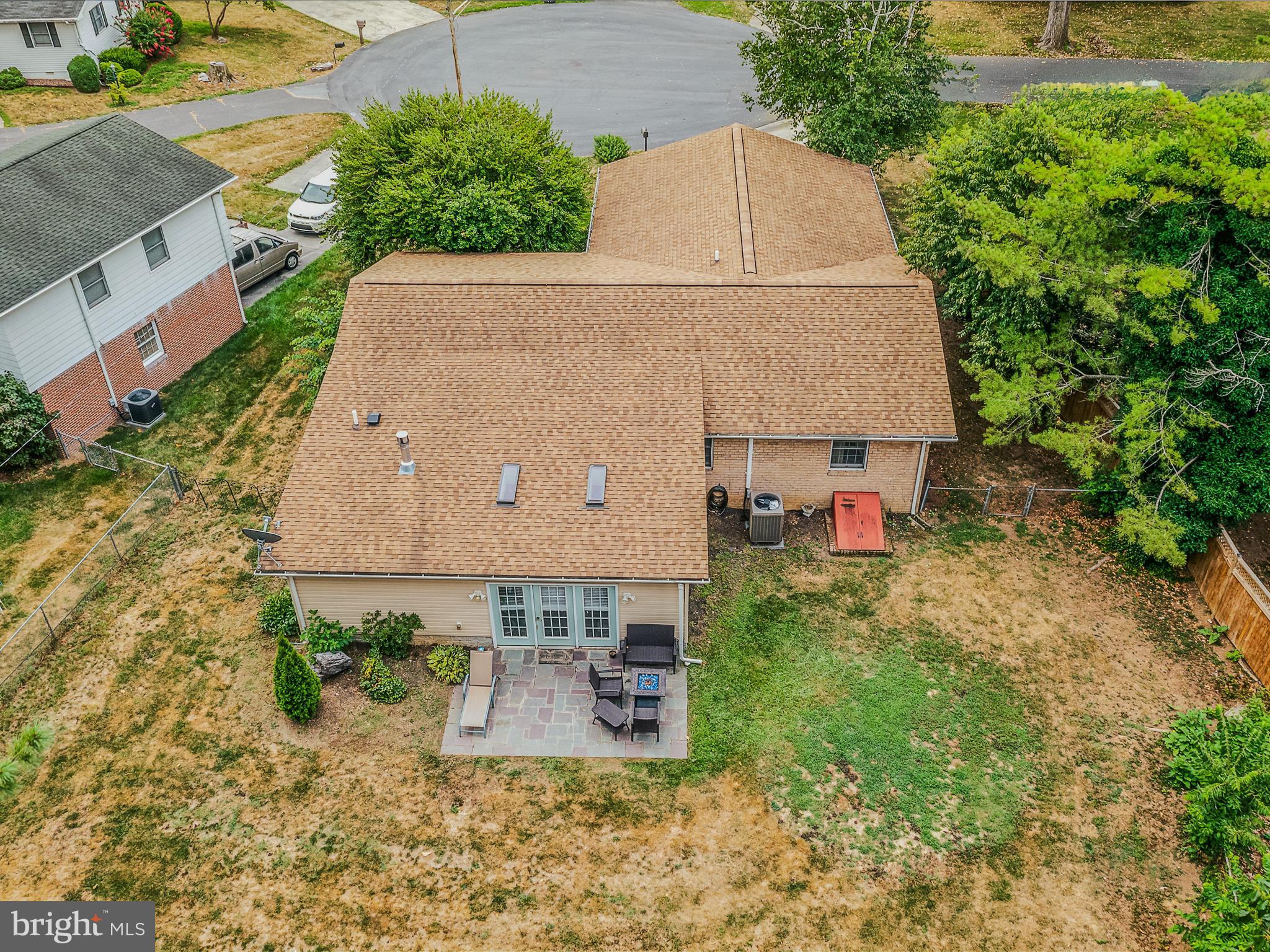 MEADOWBROOK - Residential