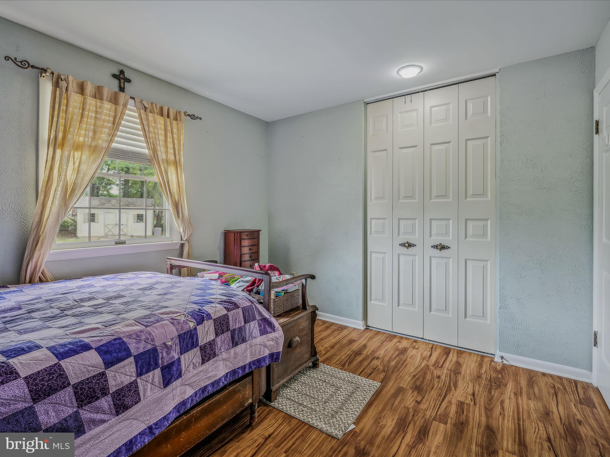 MEADOWBROOK - Residential