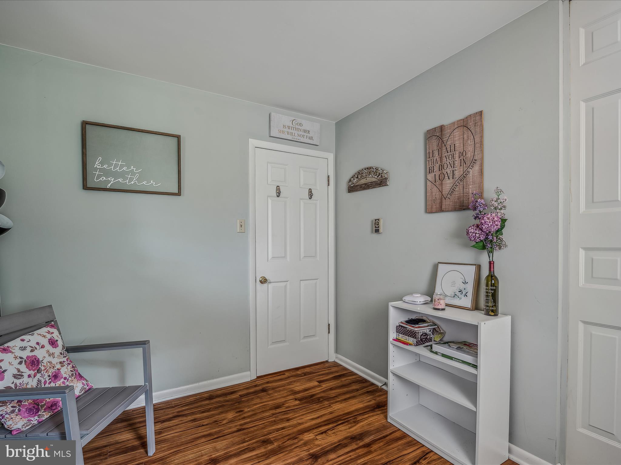 MEADOWBROOK - Residential