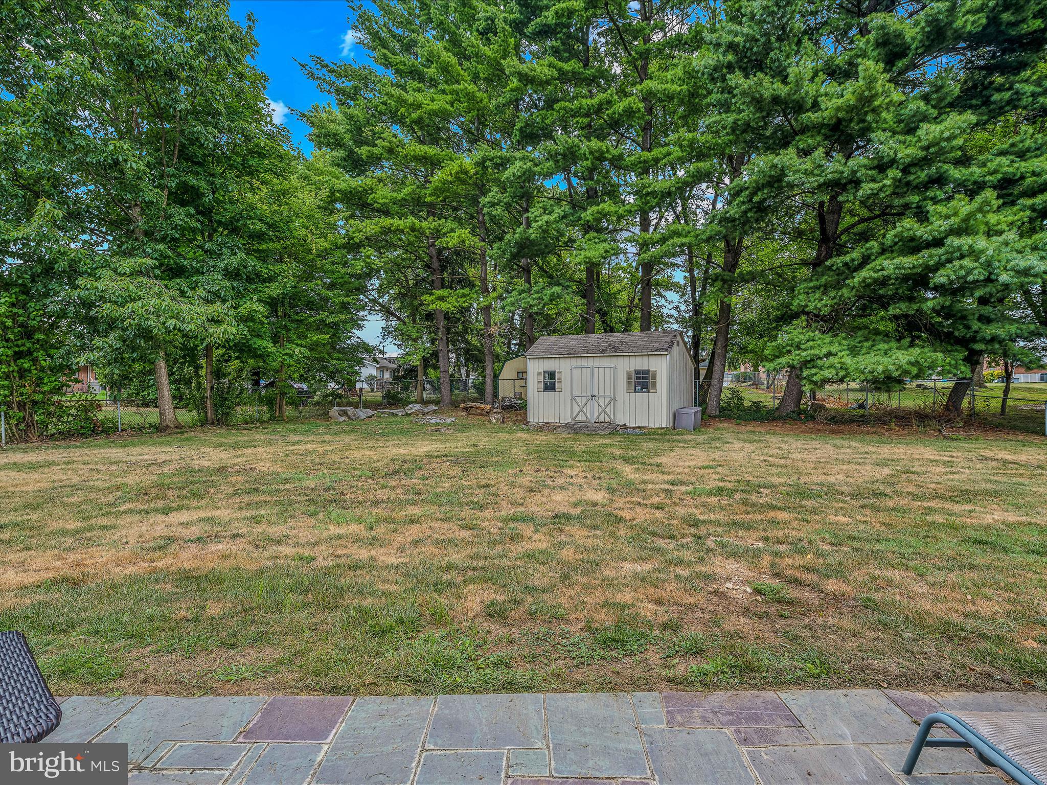 MEADOWBROOK - Residential