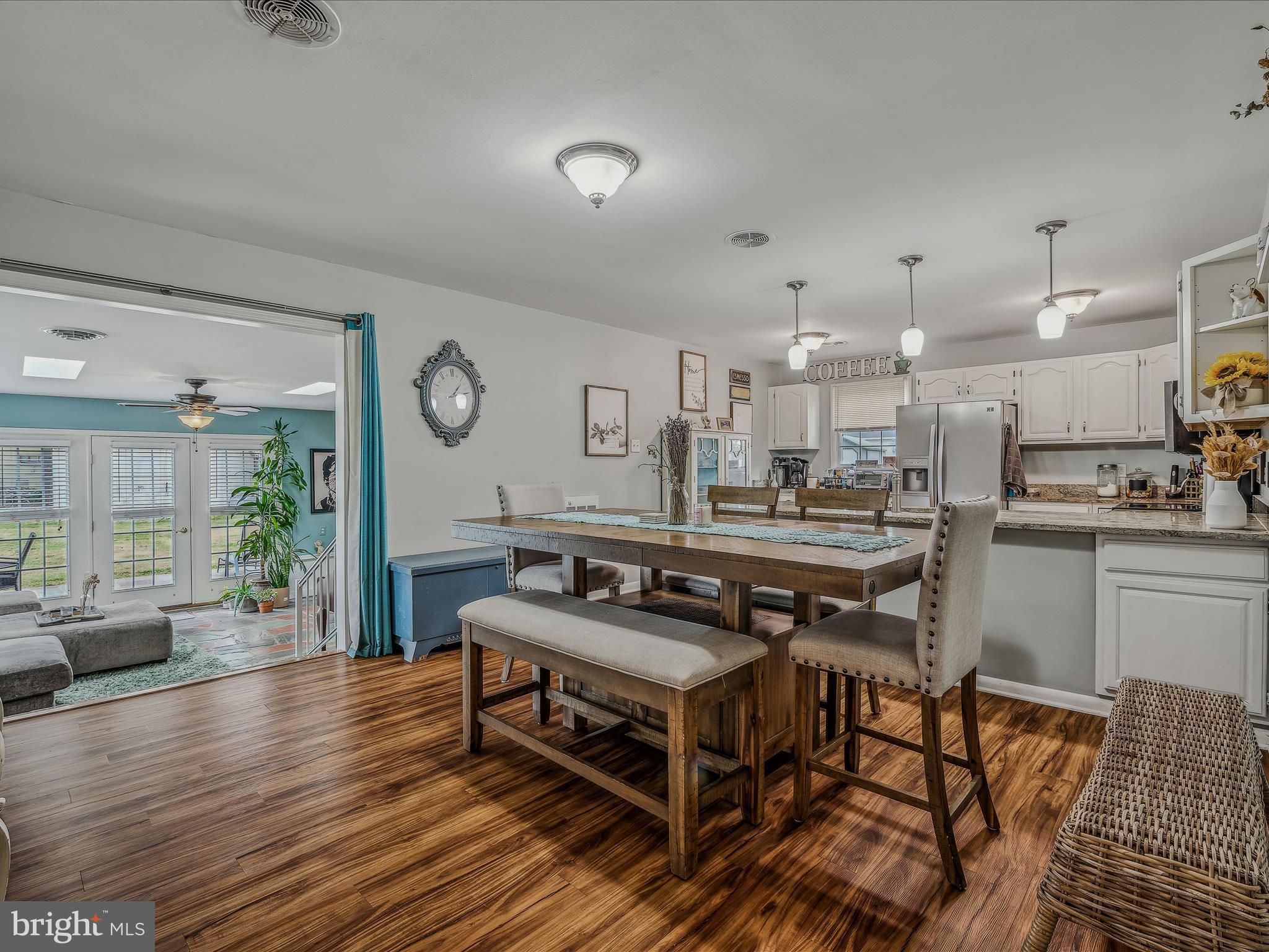 MEADOWBROOK - Residential