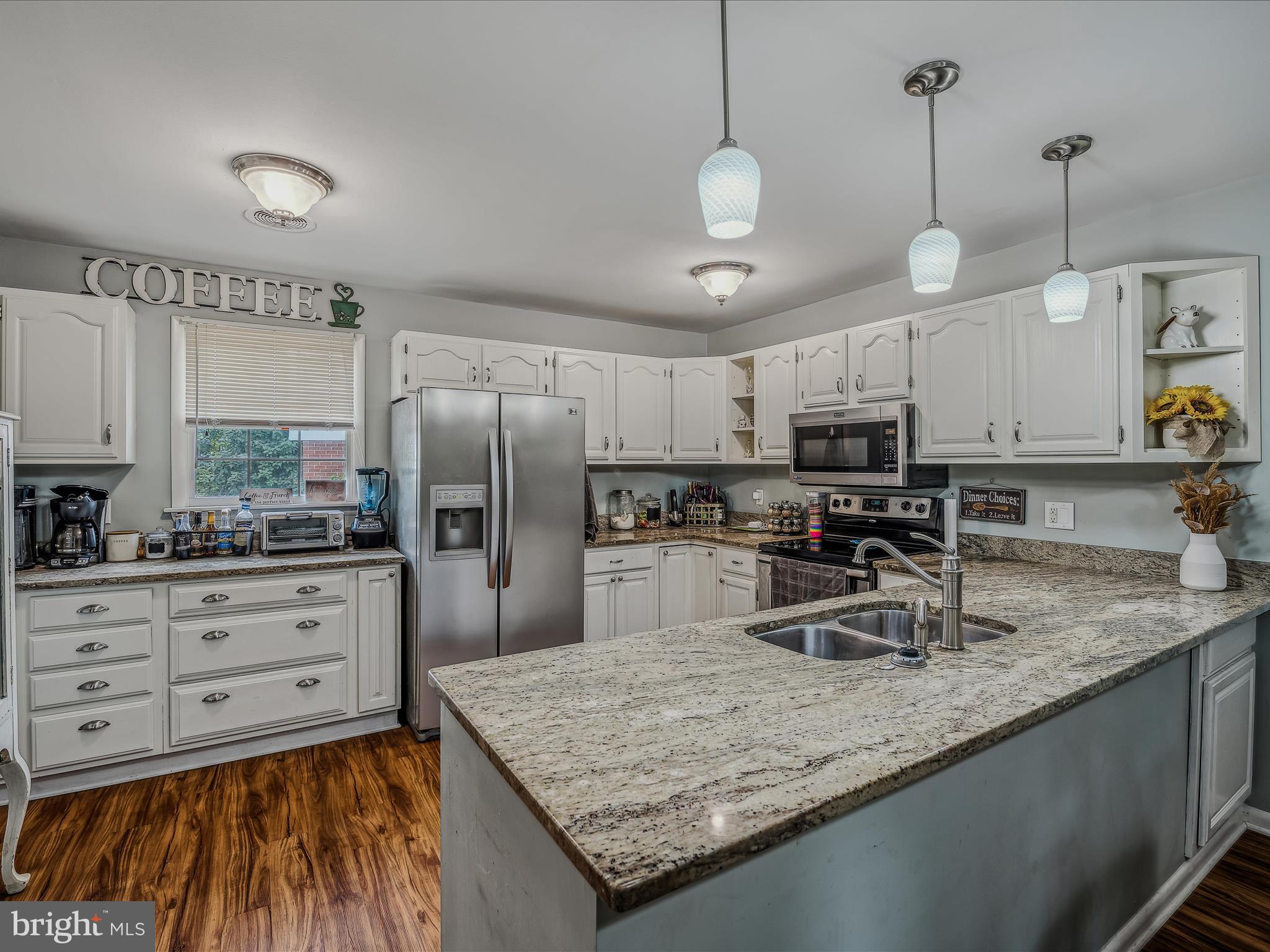 MEADOWBROOK - Residential