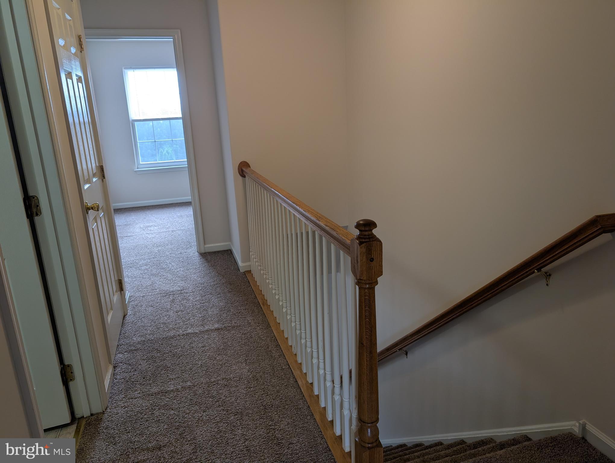 WALNUT HILL - Residential