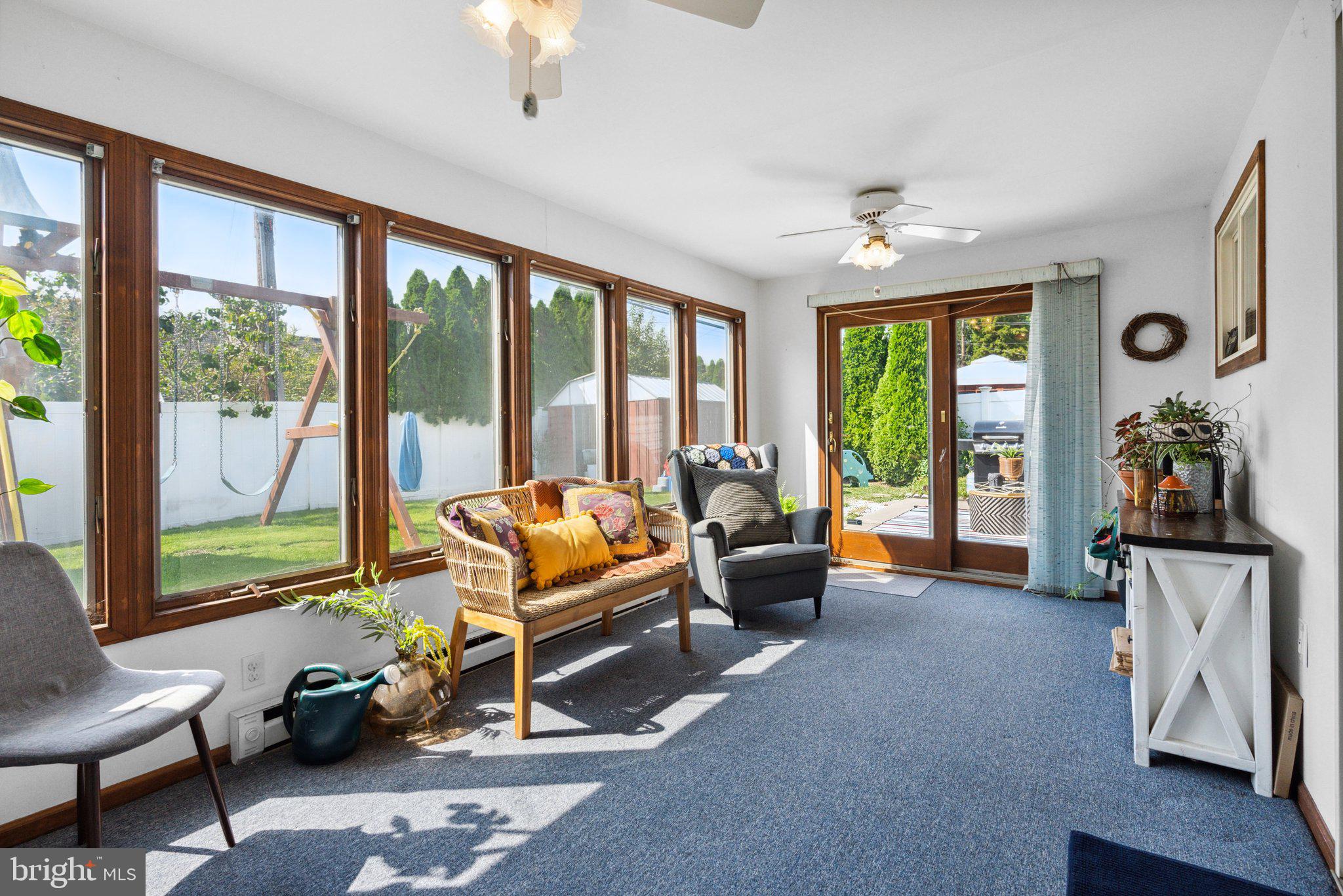 TWIN OAKS - Residential