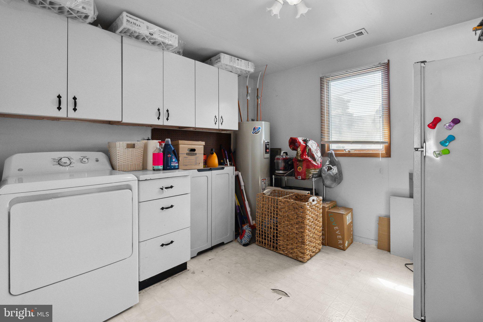 TWIN OAKS - Residential