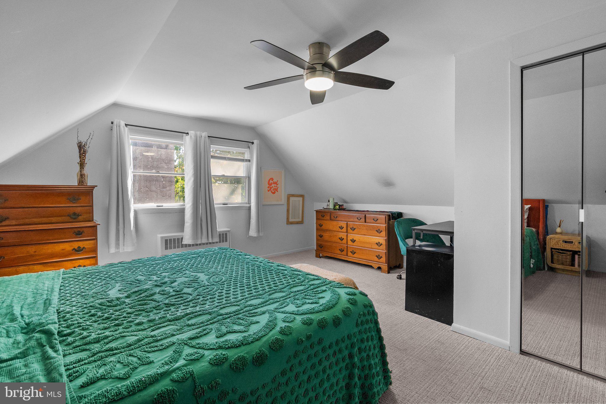 TWIN OAKS - Residential