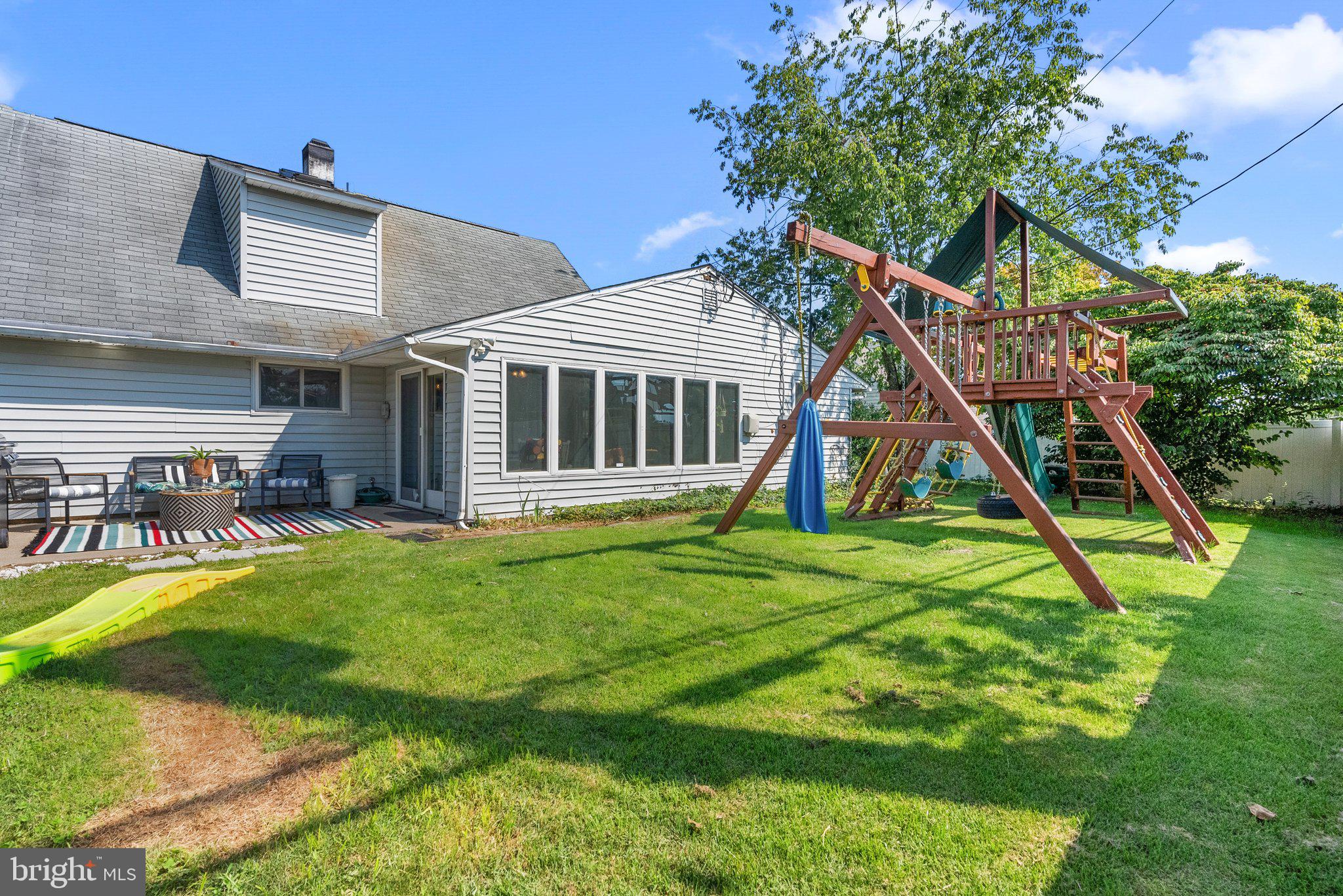 TWIN OAKS - Residential