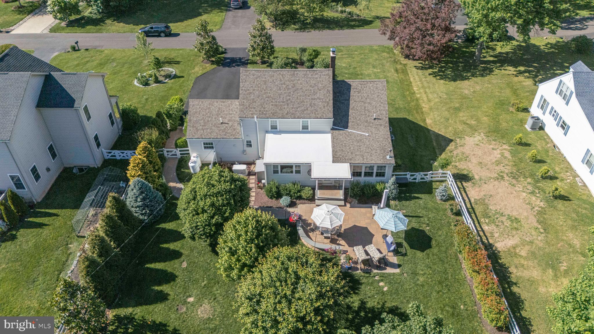 7 COLONIAL RIDGE DRIVE