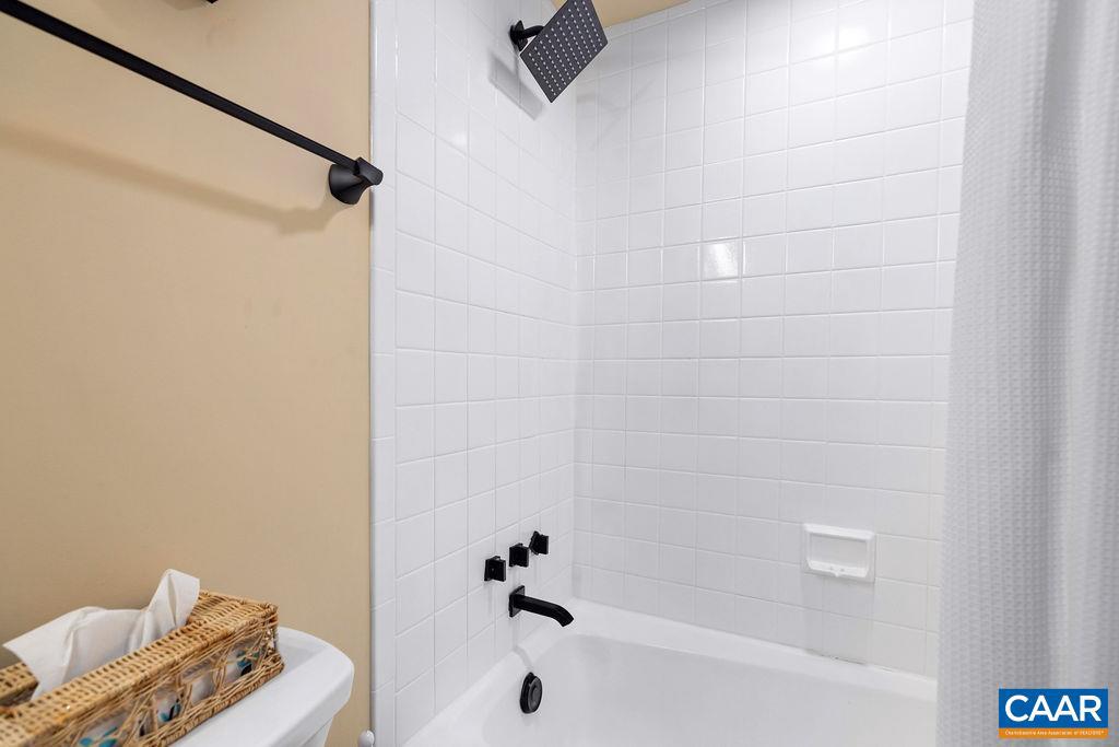 WINTERGREEN RESORT - Residential