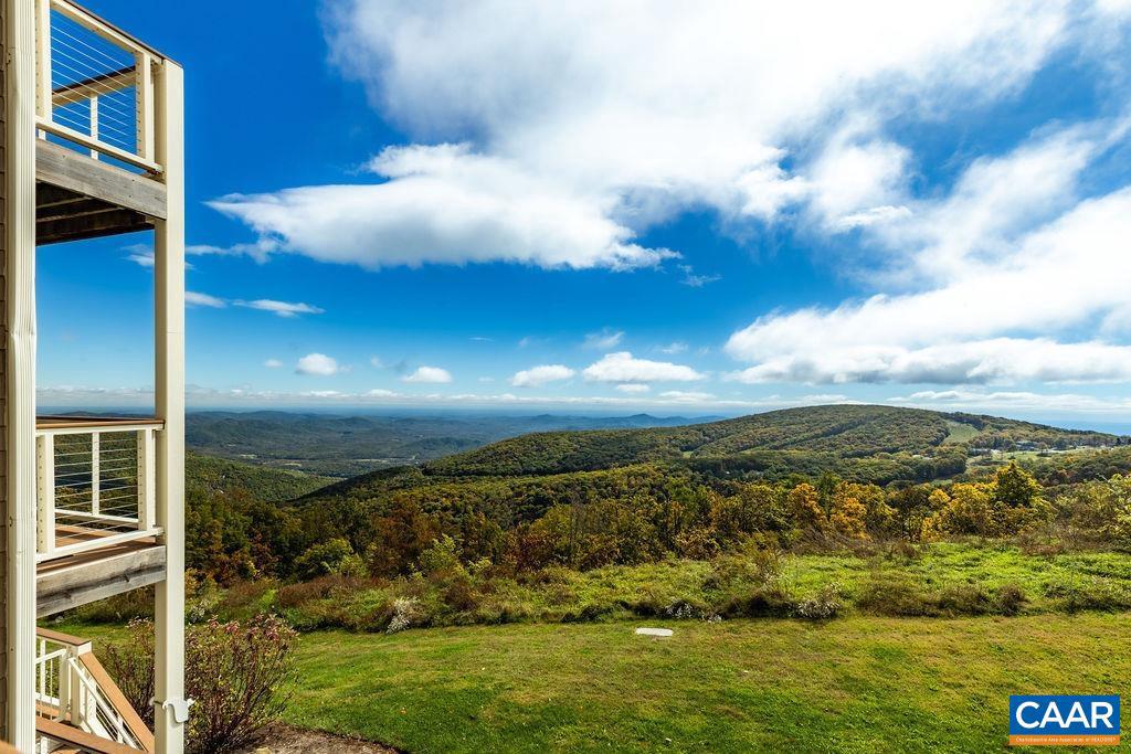 1641 OVERLOOK CONDOS