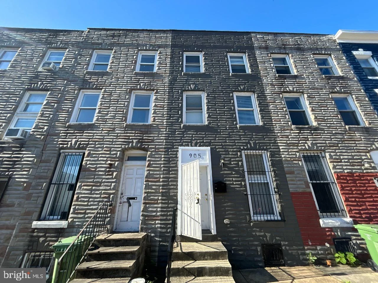 905 Bennett Place
