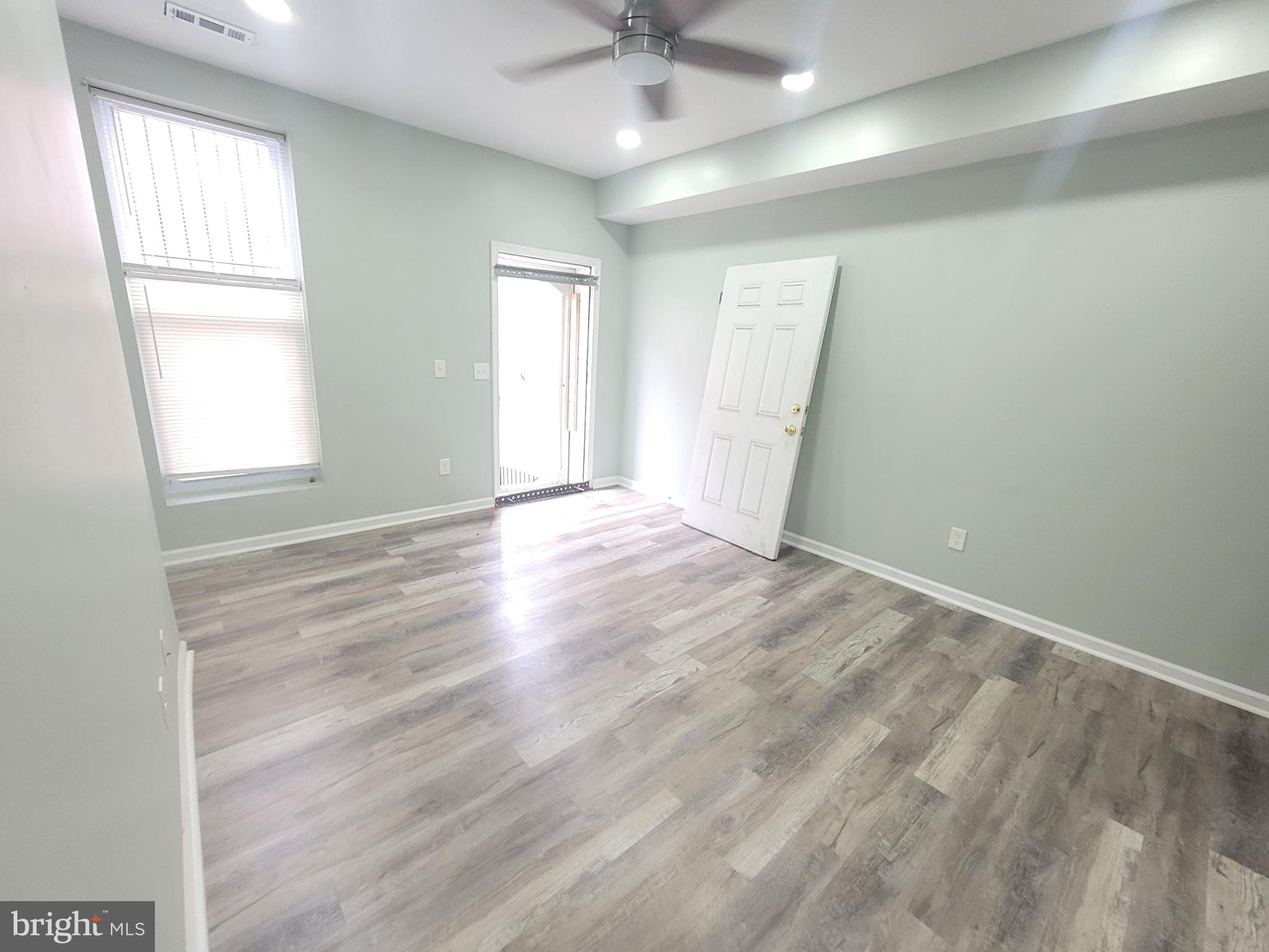 905 BENNETT PLACE