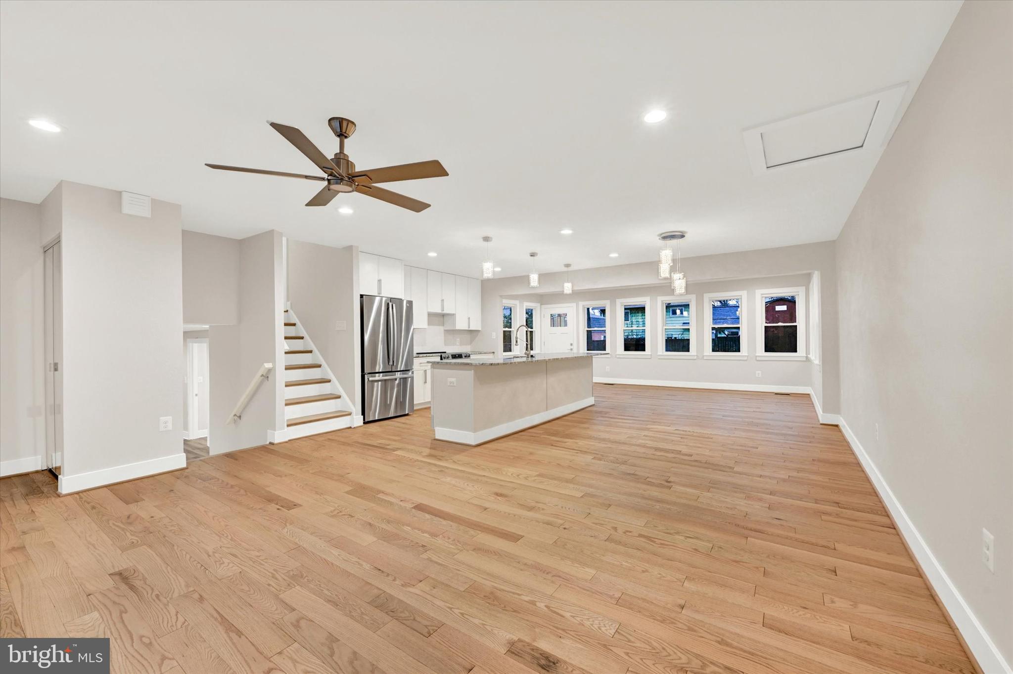 SHERMAN PARK - Residential