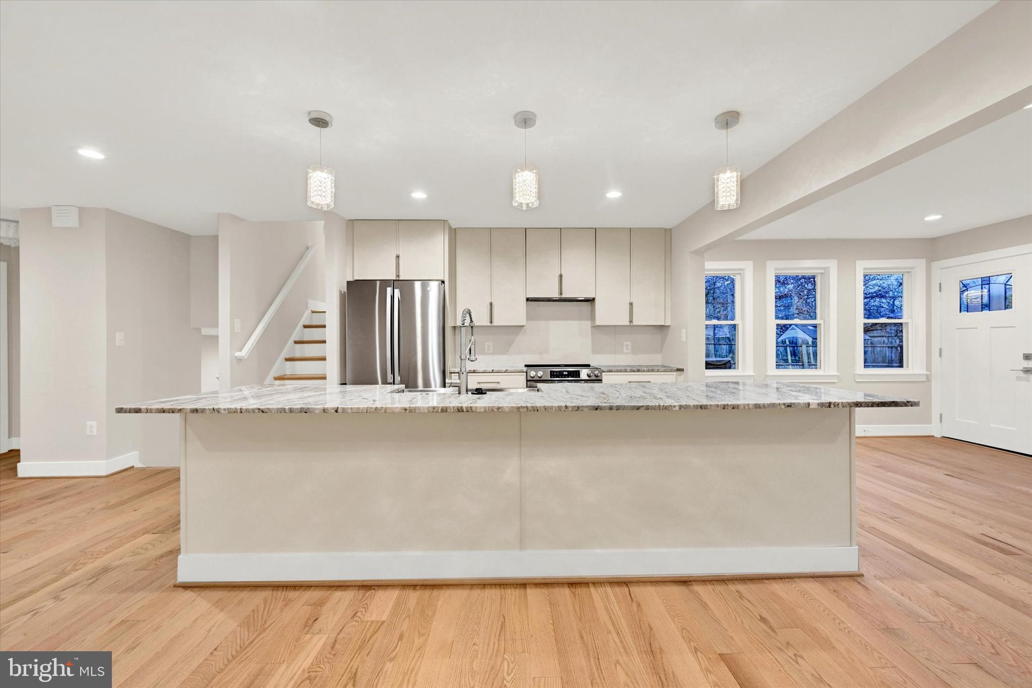 SHERMAN PARK - Residential