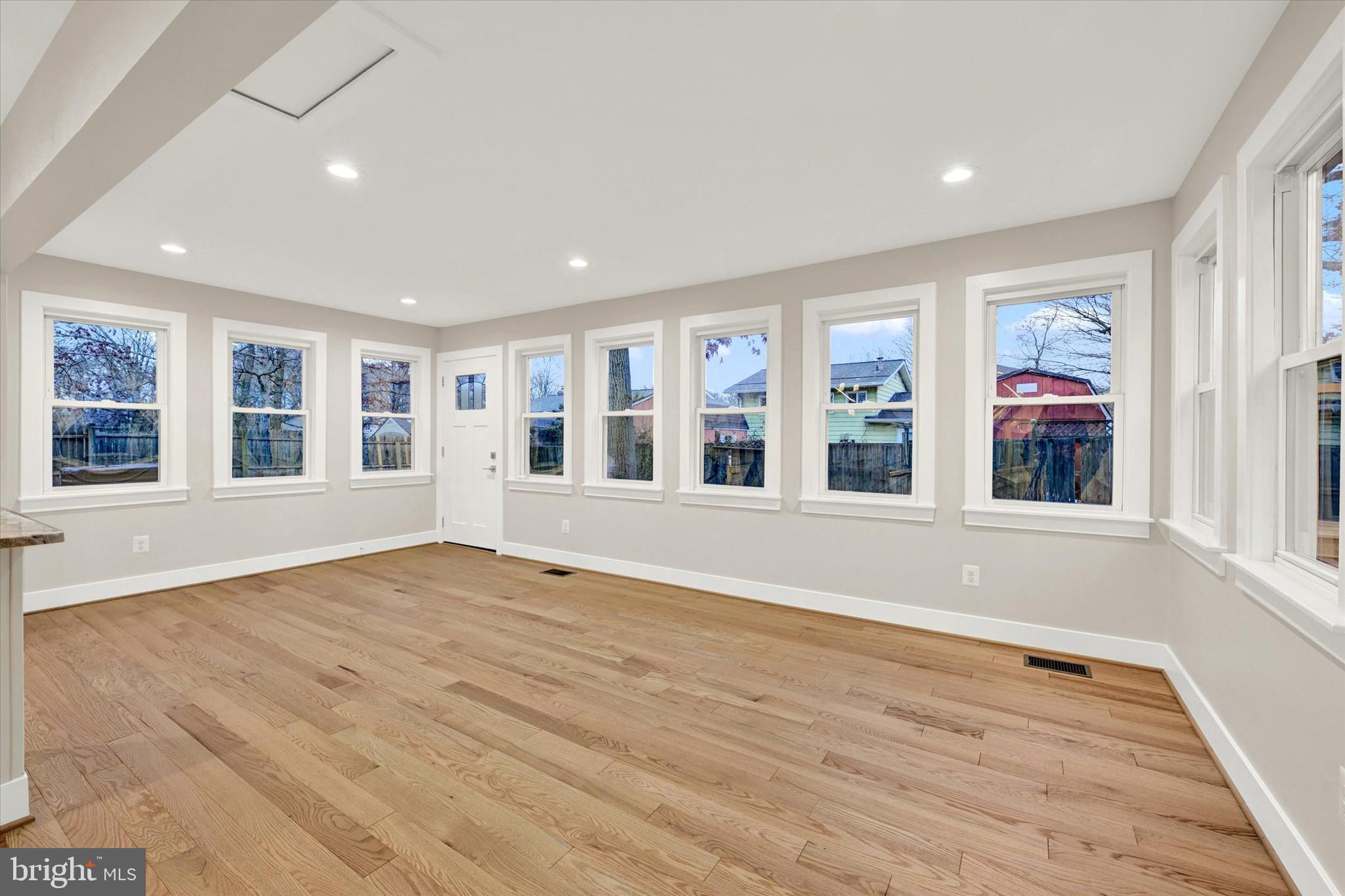 SHERMAN PARK - Residential