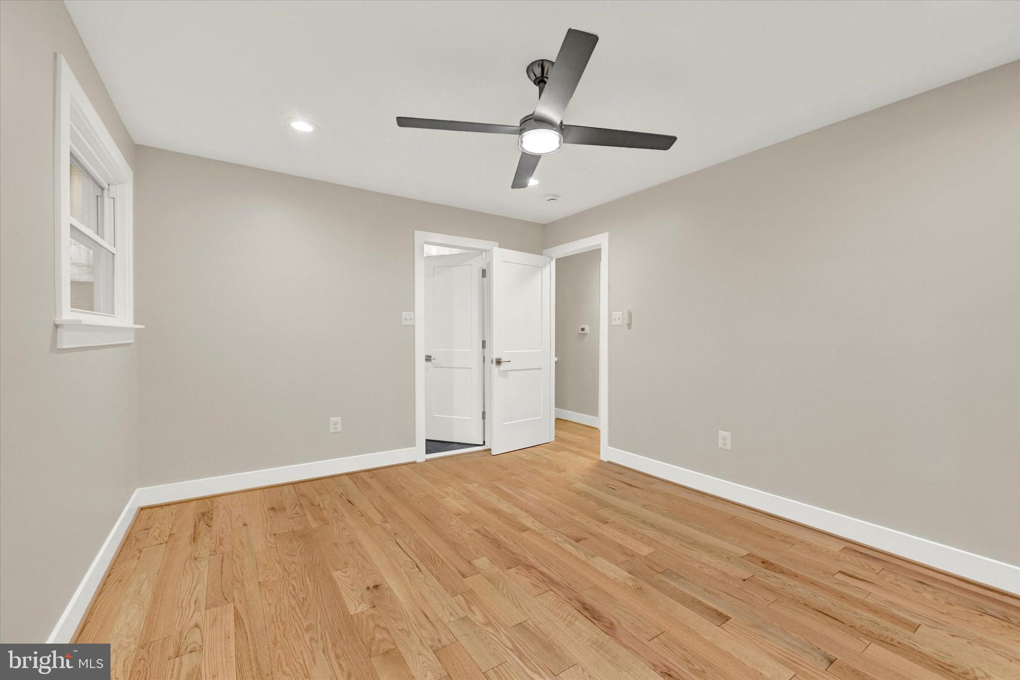 SHERMAN PARK - Residential