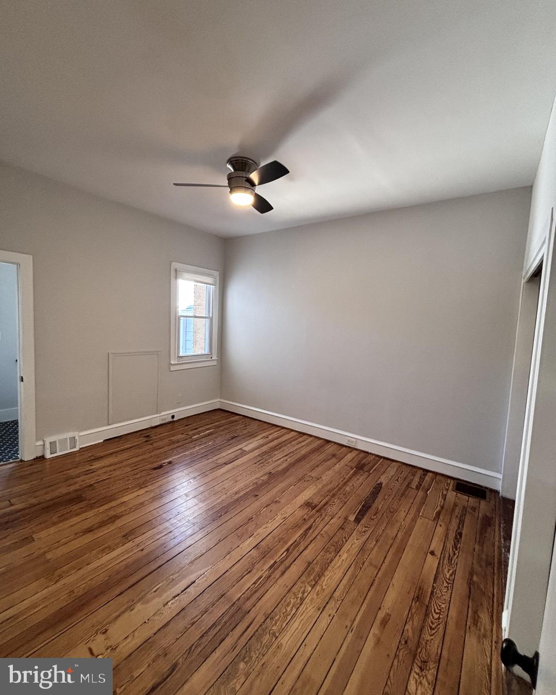 145 KINGS HIGHWAY E