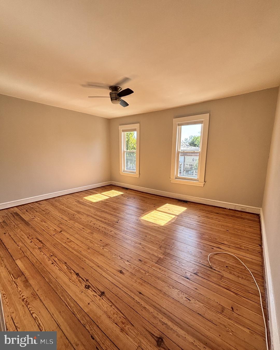 145 KINGS HIGHWAY E