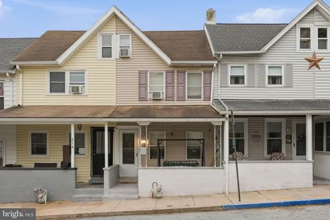 Photo of 216 Grant Street, PARKESBURG, PA 19365 (MLS # PACT2123576)