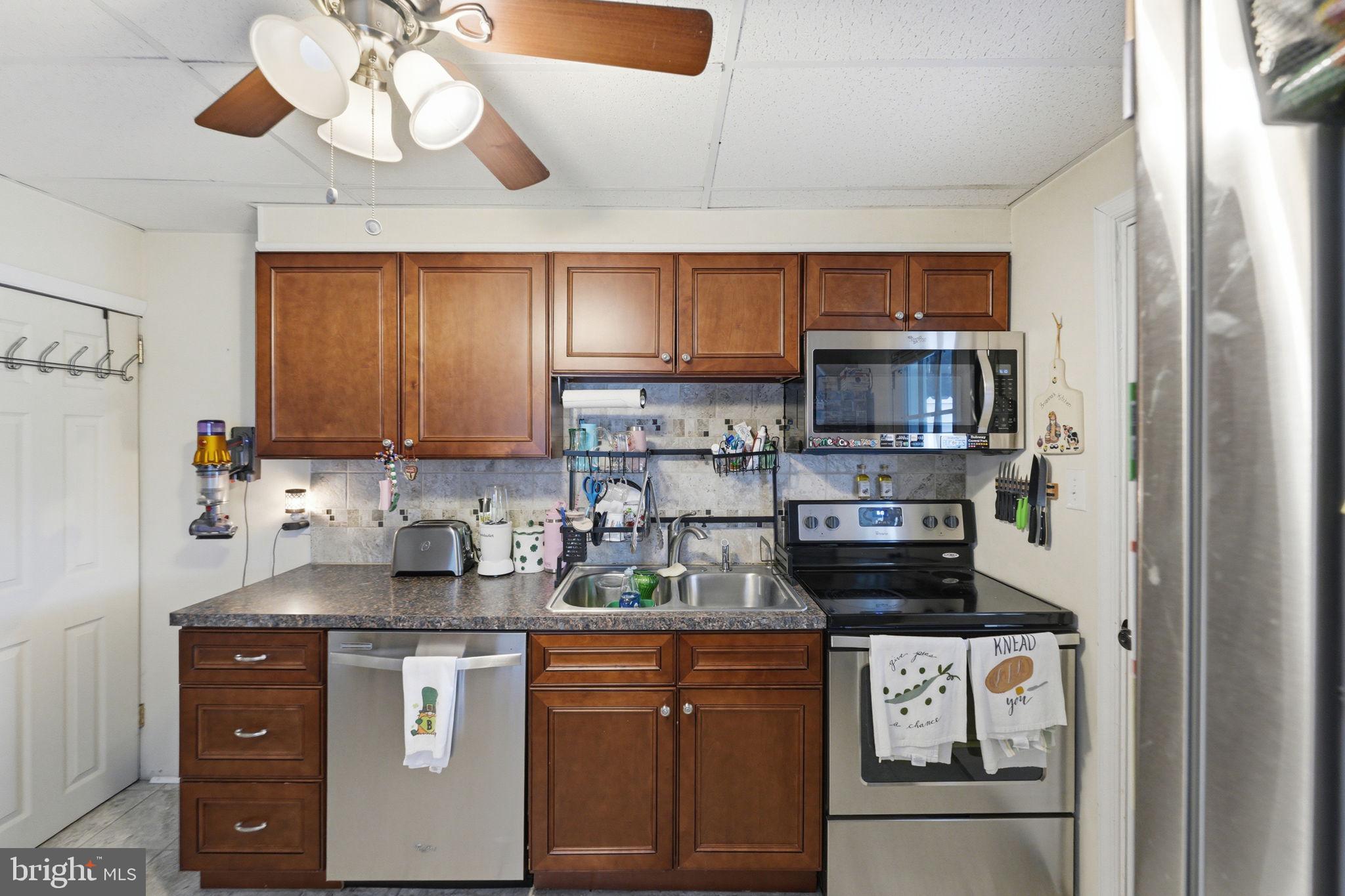 APPLEGATE - Residential