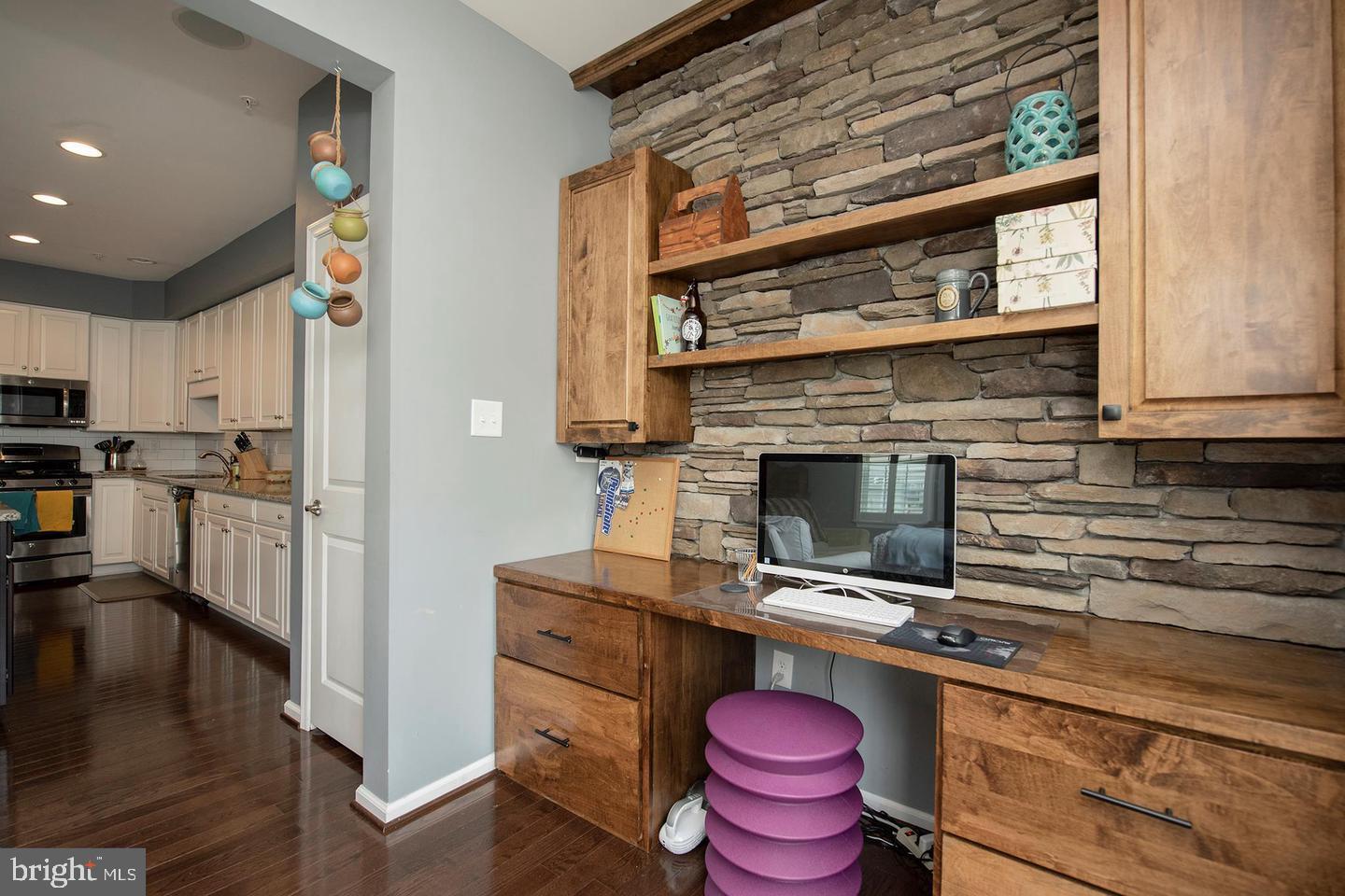 FILLMORE VILLAGE - Residential Lease