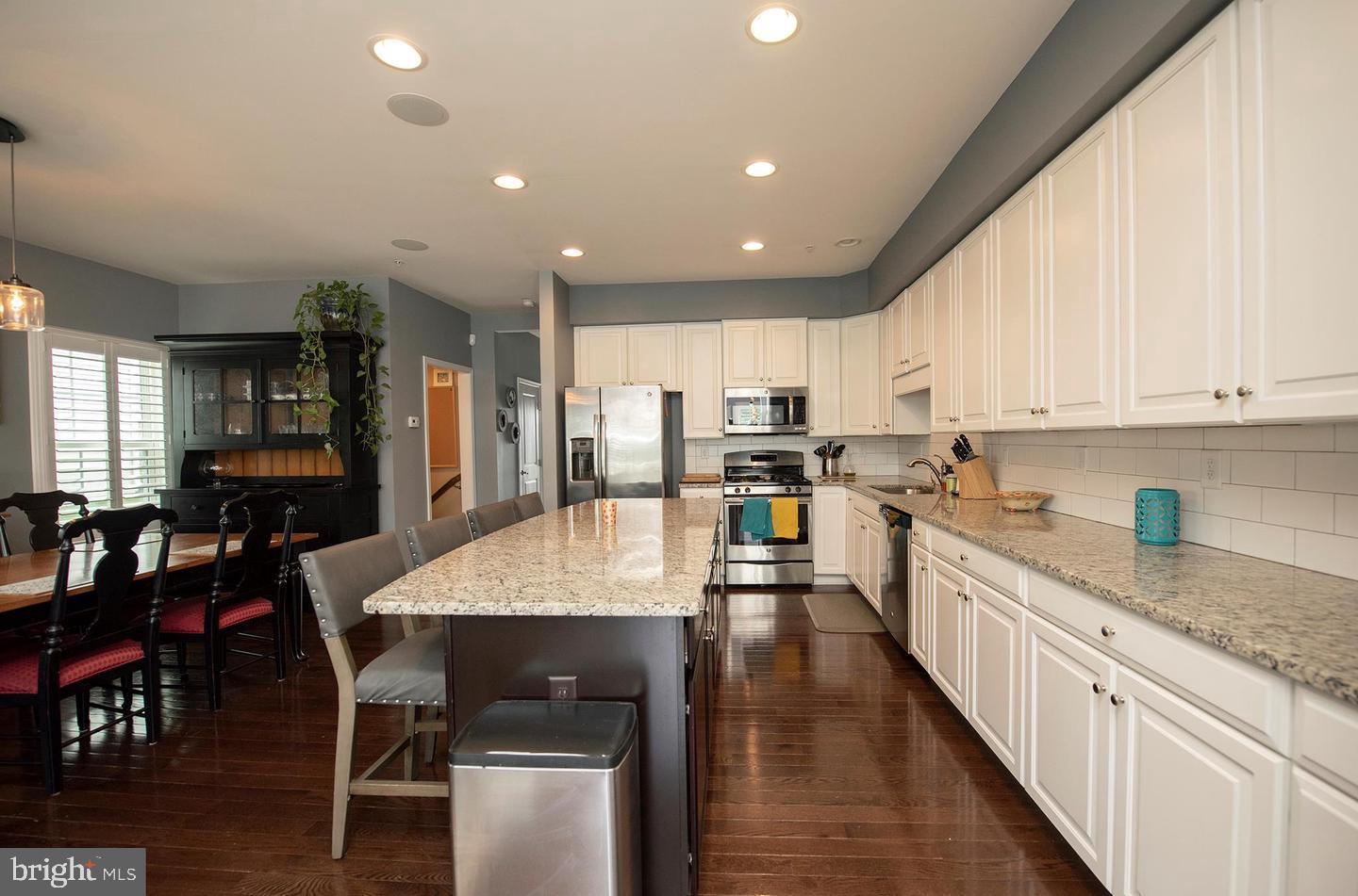 FILLMORE VILLAGE - Residential Lease