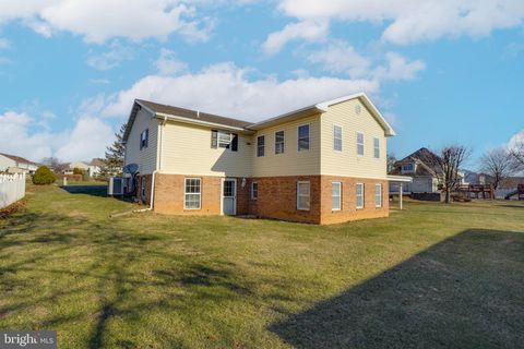 Tiny photo for 408 Carolle St, GREENCASTLE, PA 17225 (MLS # PAFL2032120)