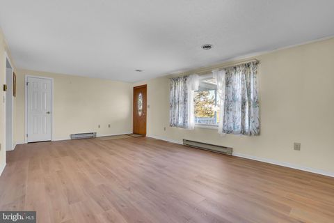 Tiny photo for 408 Carolle St, GREENCASTLE, PA 17225 (MLS # PAFL2032120)