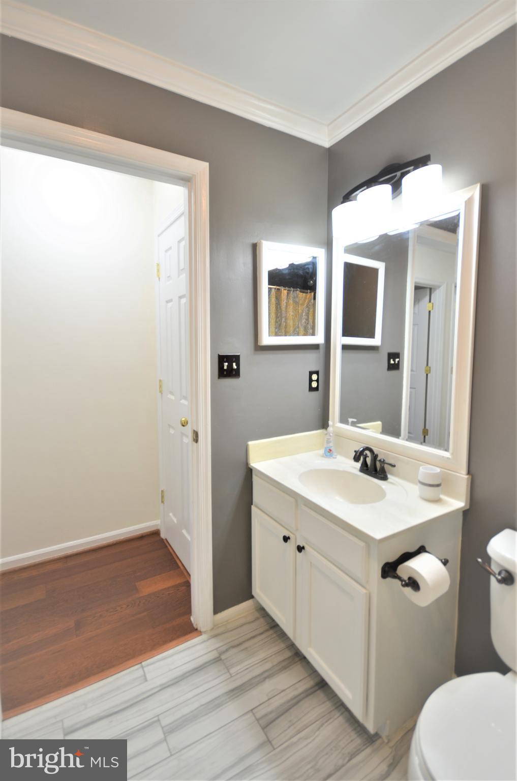 GABLES AT GUNSTON - Residential Lease