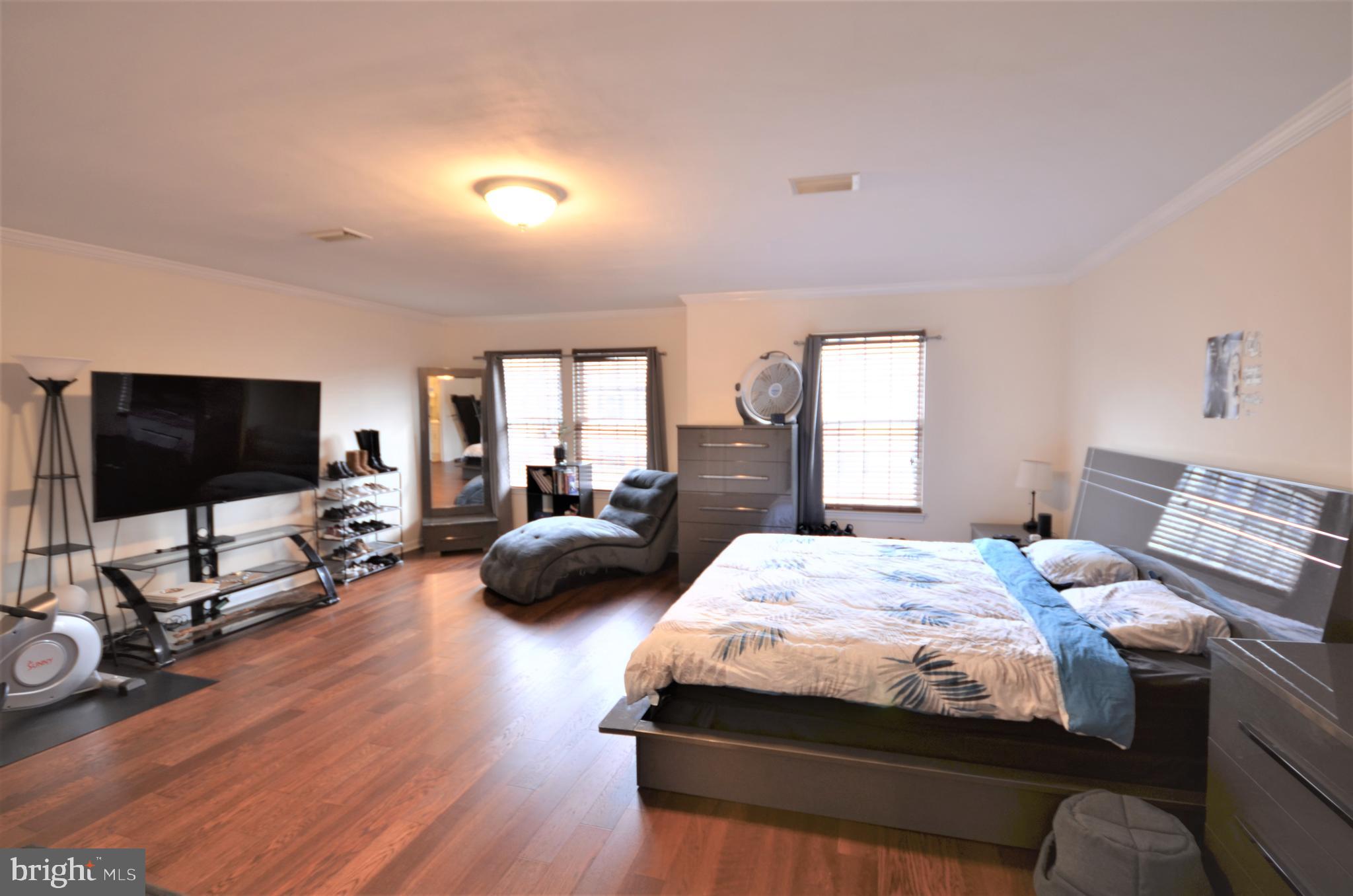 GABLES AT GUNSTON - Residential Lease