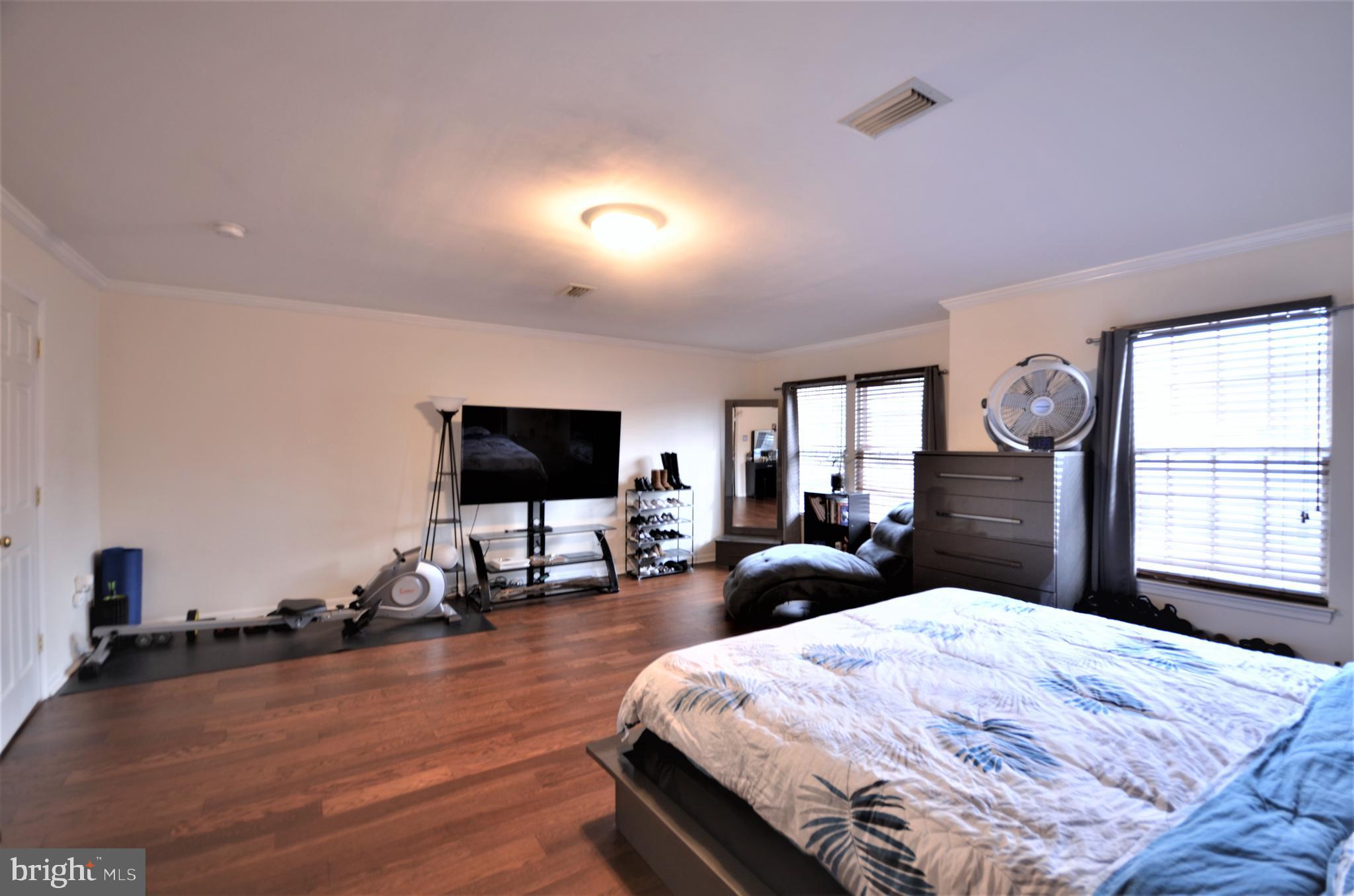 GABLES AT GUNSTON - Residential Lease